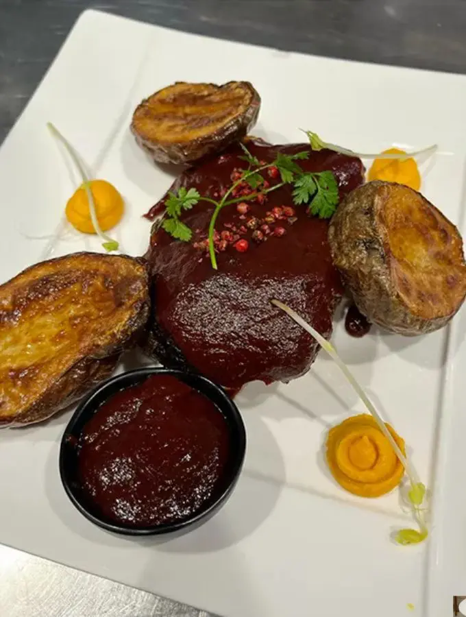 Agence M Com Marseille Restaurant L Optimiste Suresnes restaurant traditionnel Saint Cloud